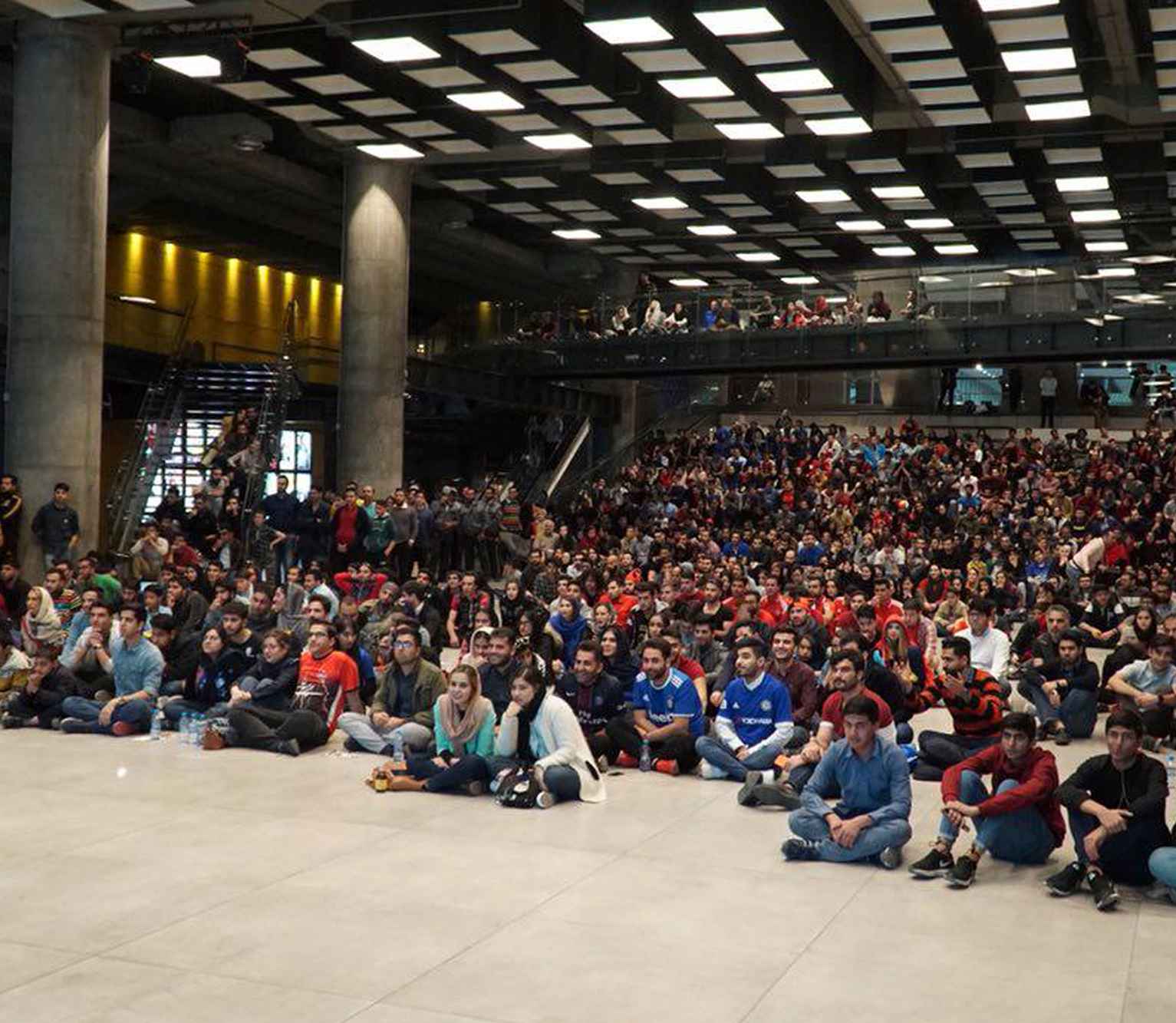 پخش زنده مسابقه استقلال و پرسپولیس